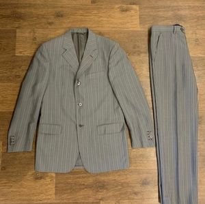  

ALEXANDER MCQUEEN

Suit